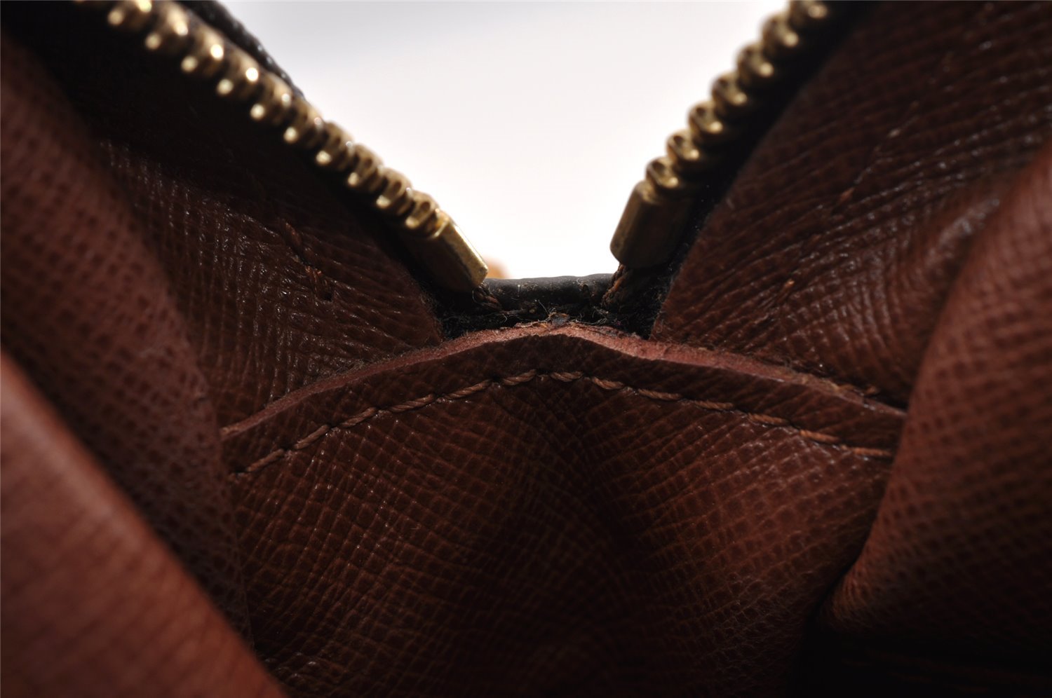 Authentic Louis Vuitton Monogram Danube Shoulder Crossbody Bag M45266 Junk 1251I