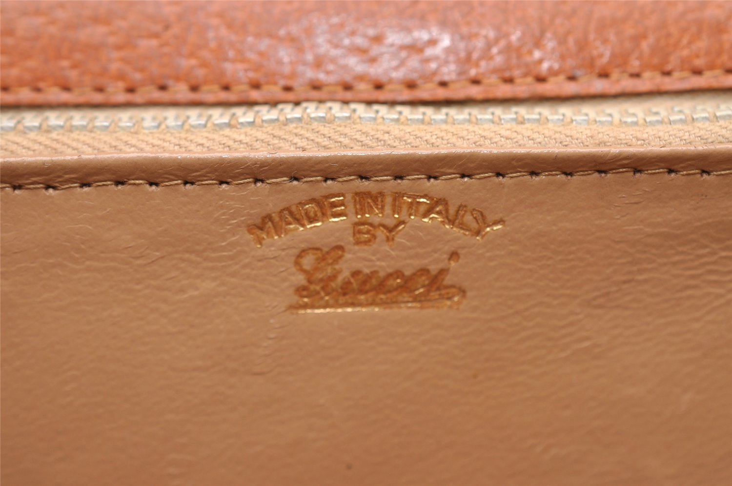 Authentic GUCCI Vintage Shoulder Cross Body Bag Purse Leather Brown 1252I