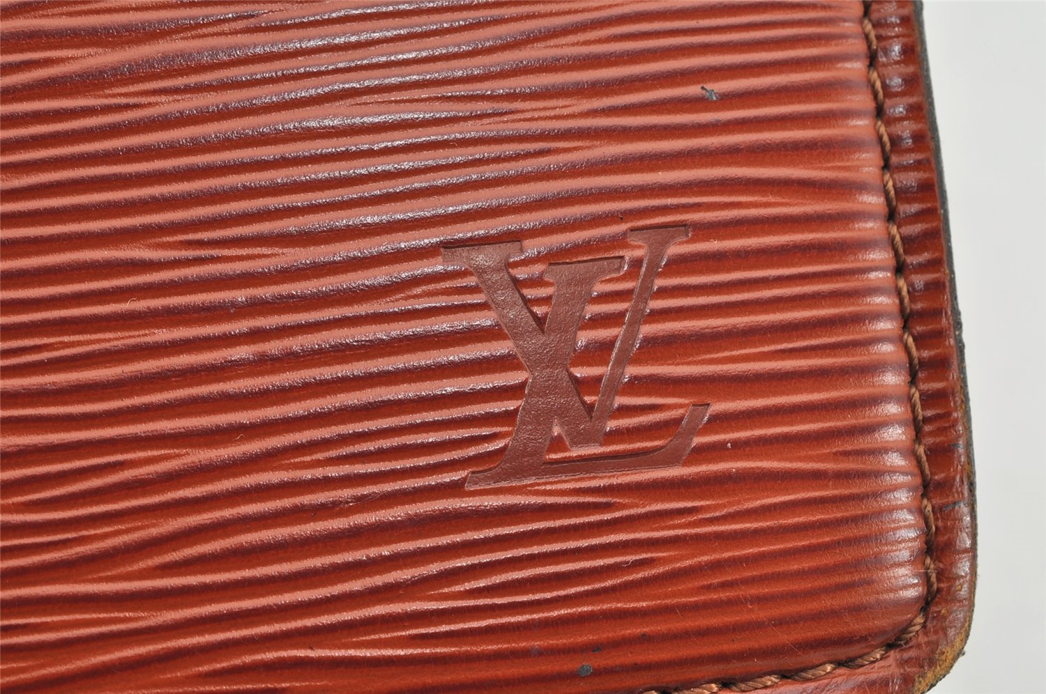Authentic Louis Vuitton Epi Riviera Brown Hand Bag Brown M48183 LV Junk 1255K