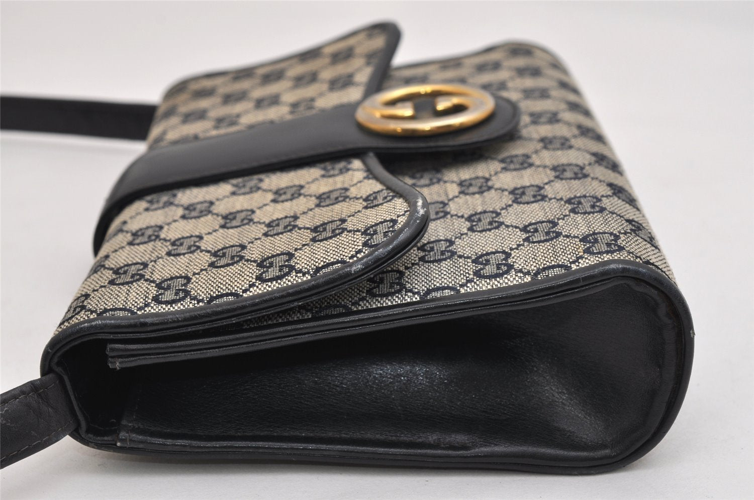 Authentic GUCCI Shoulder Cross Body Bag Purse GG Canvas Leather Navy Blue 1256K