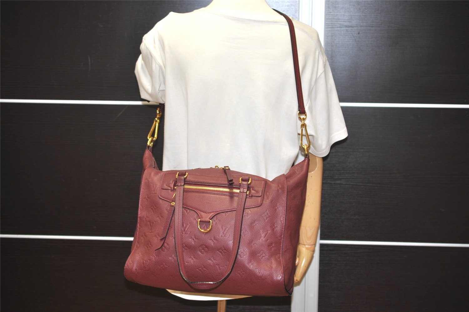 Authentic Louis Vuitton Monogram Empreinte Lumineuse PM Tote Bag Bordeaux 1260I