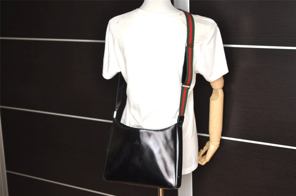 Authentic GUCCI Web Sherry Line Shoulder Cross Bag Purse Leather Black 1267K