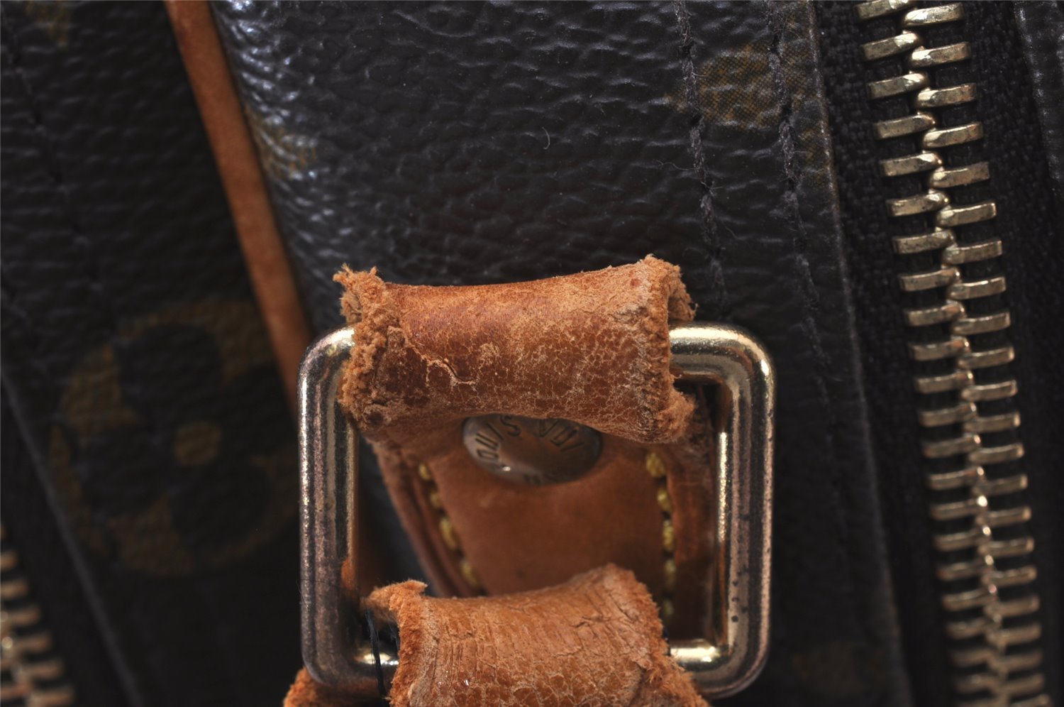 Authentic Louis Vuitton Monogram Reporter PM Shoulder Cross Bag M45254 LV 1272I