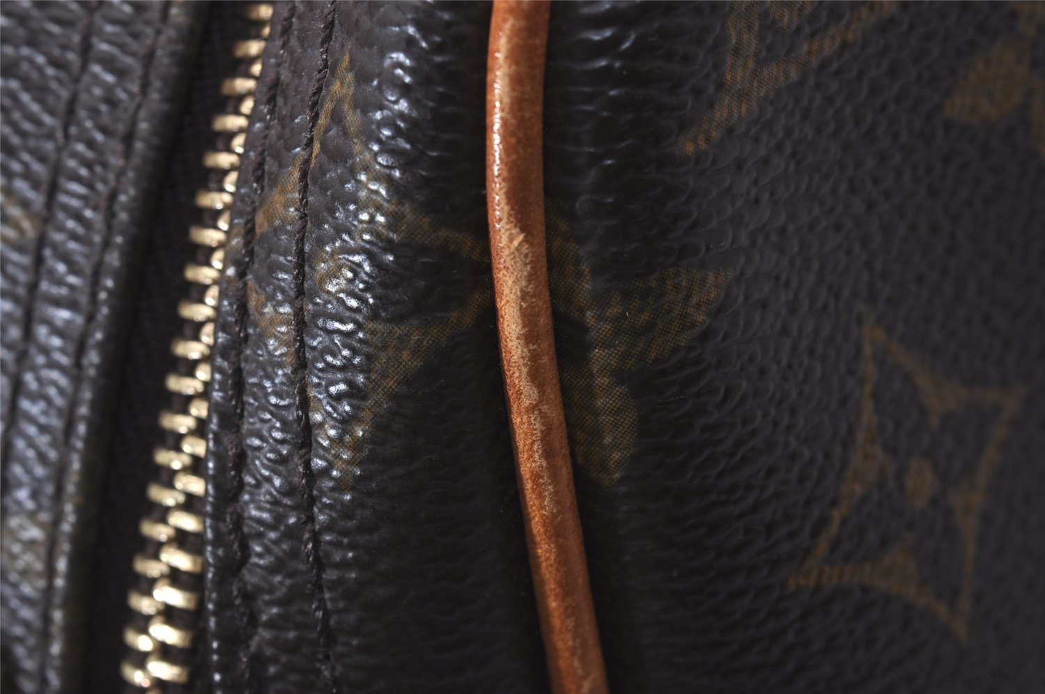 Authentic Louis Vuitton Monogram Reporter PM Shoulder Cross Bag M45254 LV 1272I