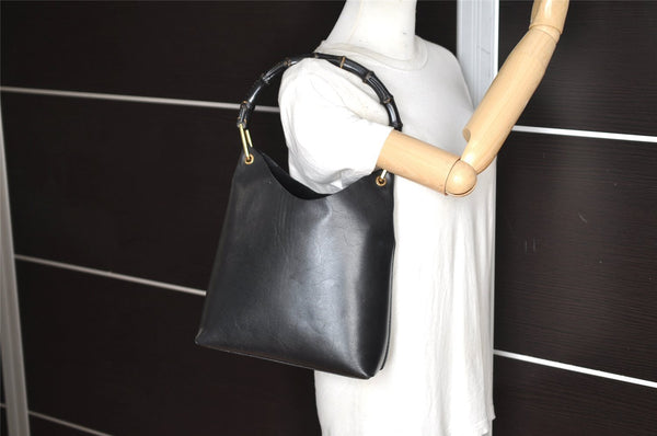 Authentic GUCCI Vintage Bamboo Shoulder Hand Bag Purse Leather Black 1276K