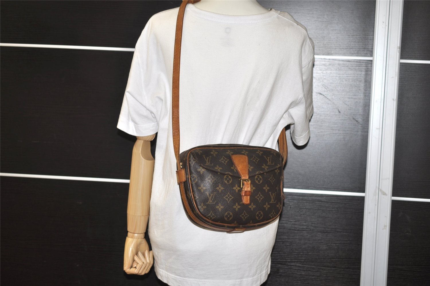 Authentic Louis Vuitton Monogram Jeune Fille MM M51226 Shoulder Bag Junk 1280I