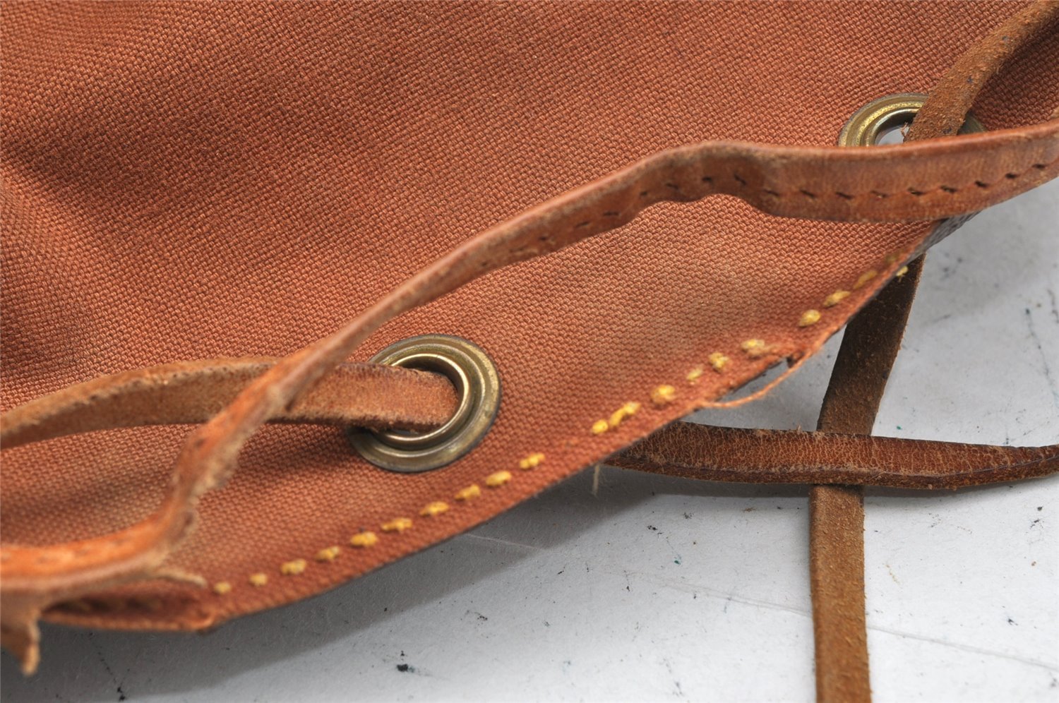 Authentic Louis Vuitton Monogram Noe Shoulder Drawstring Bag Old Model LV 1281I