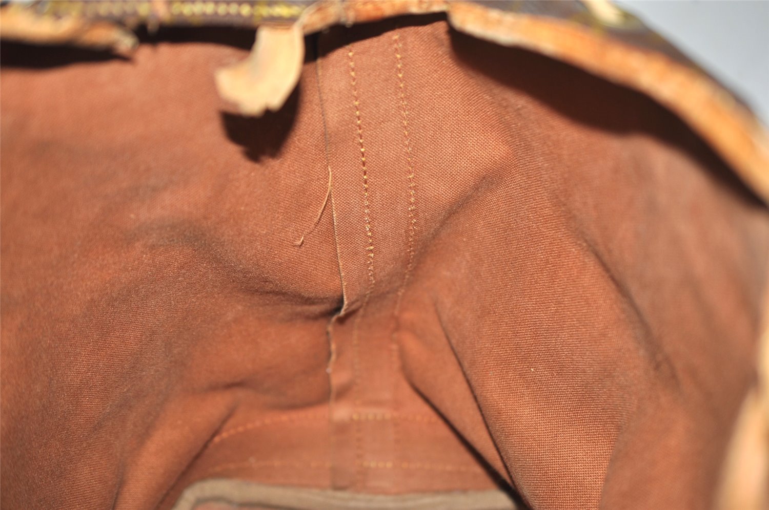 Authentic Louis Vuitton Monogram Noe Shoulder Drawstring Bag Old Model LV 1281I