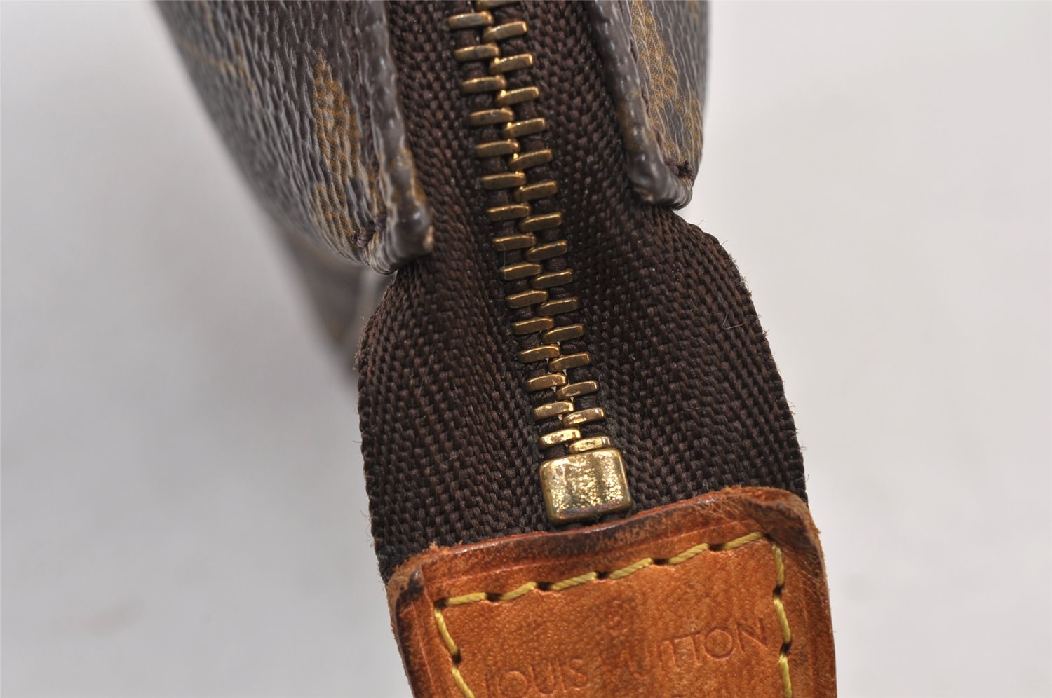 Authentic Louis Vuitton Monogram Pochette Accessoires Pouch M51980 LV 1284K