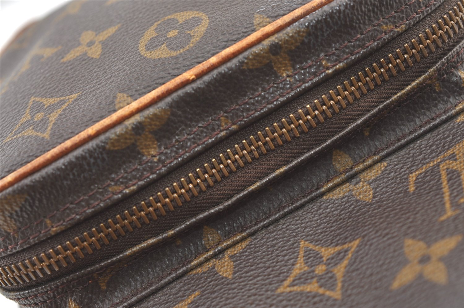 Authentic Louis Vuitton Monogram Amazone Shoulder Cross Body Bag M45236 LV 1286K