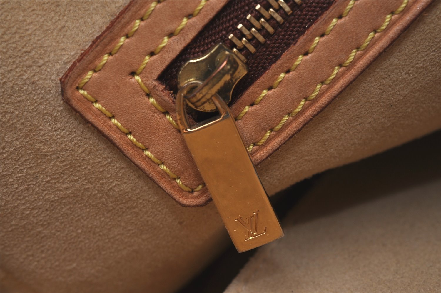 Authentic Louis Vuitton Monogram Looping GM Shoulder Bag M51145 LV 1301I