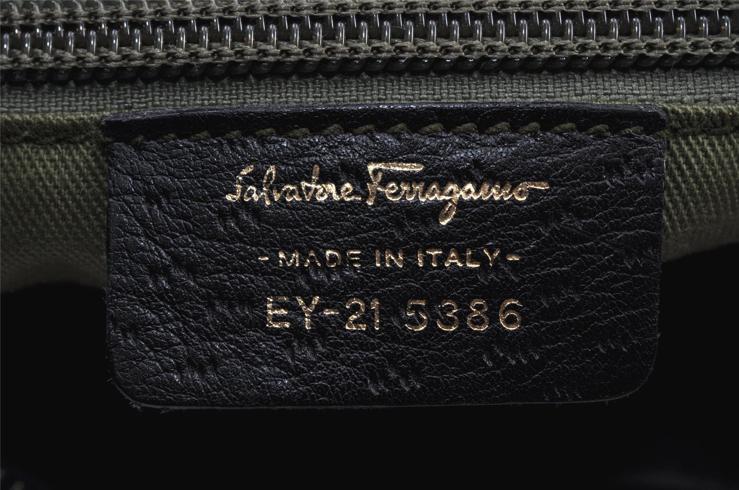 Authentic Salvatore Ferragamo Gancini Leather Shoulder Tote Bag Black 1303K