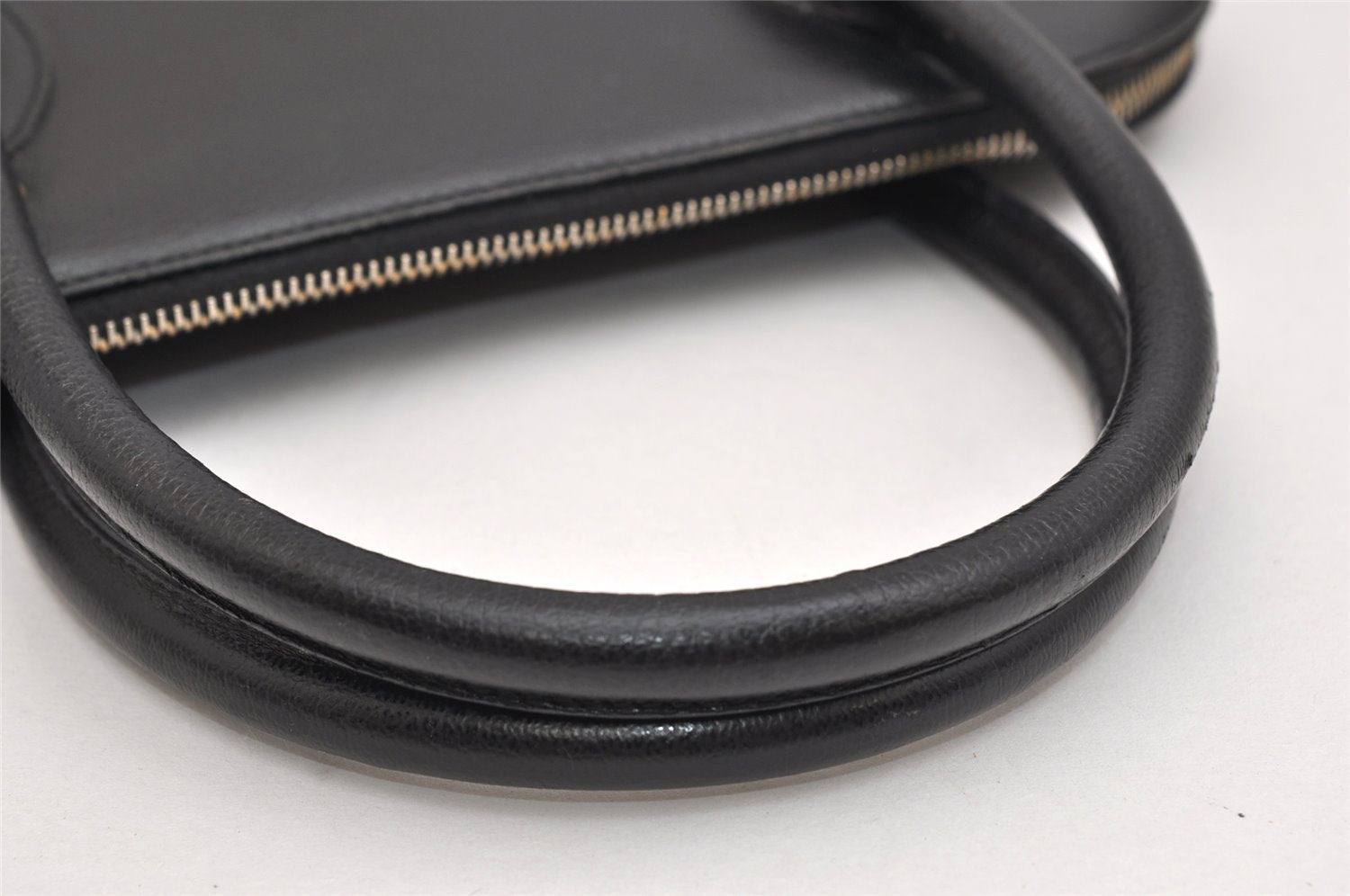 Authentic Salvatore Ferragamo Gancini Leather 2Way Shoulder Hand Bag Black 1304K
