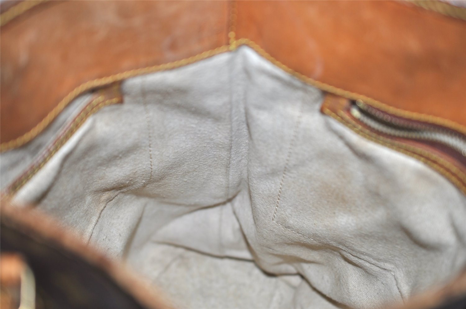 Authentic Louis Vuitton Monogram Bucket GM Shoulder Tote Bag Old Model LV 1308I