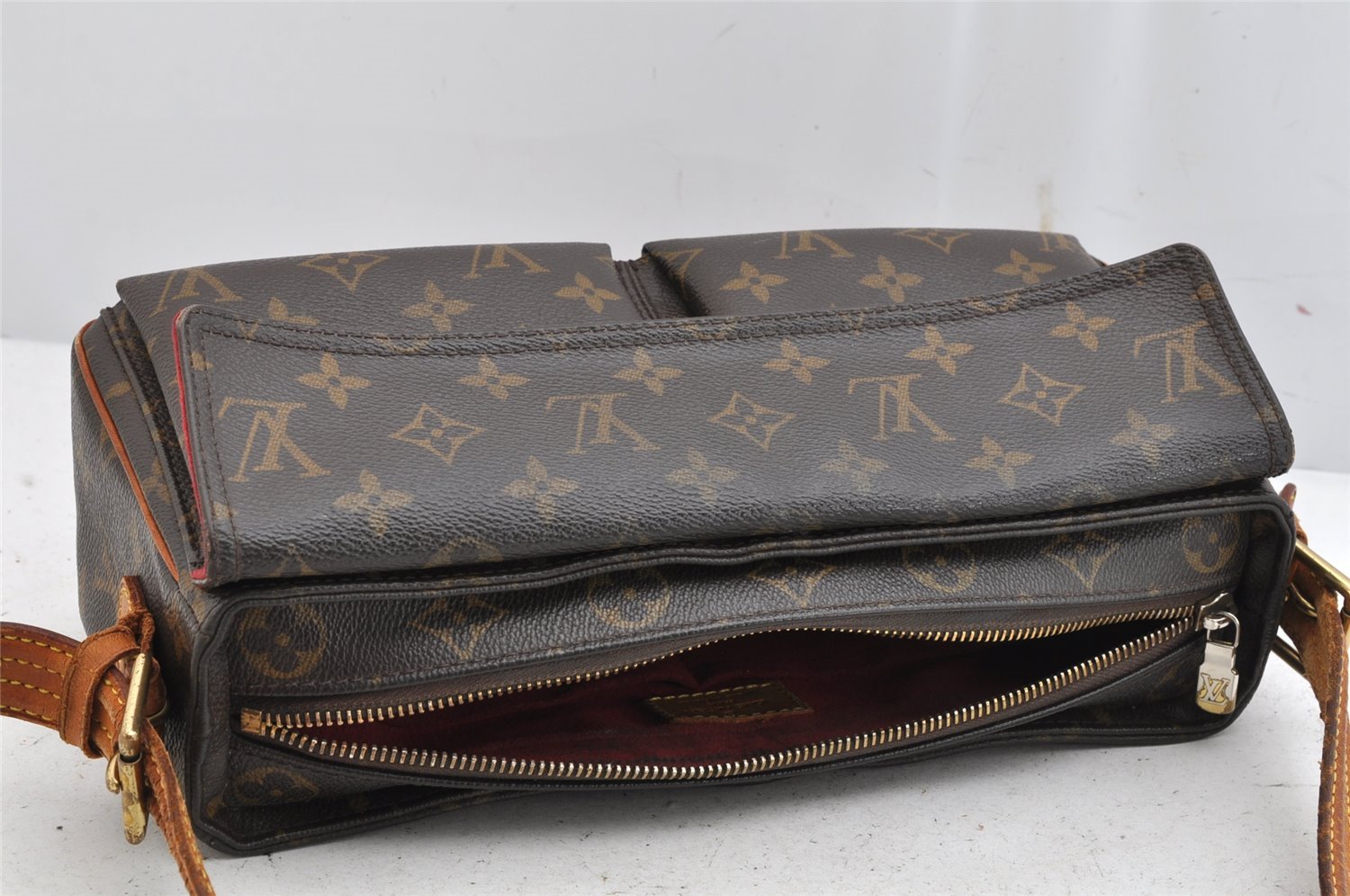 Authentic Louis Vuitton Monogram Viva Cite MM Shoulder Bag M51164 Junk 1309K