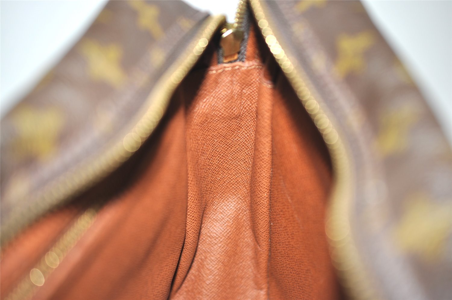 Authentic Louis Vuitton Monogram Nile Shoulder Cross Body Bag M45244 LV 1310I