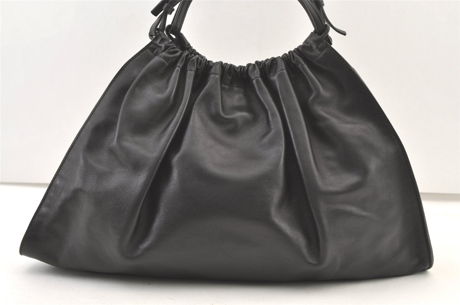 Authentic GUCCI Vintage Tote Hand Bag Leather Black 1310K