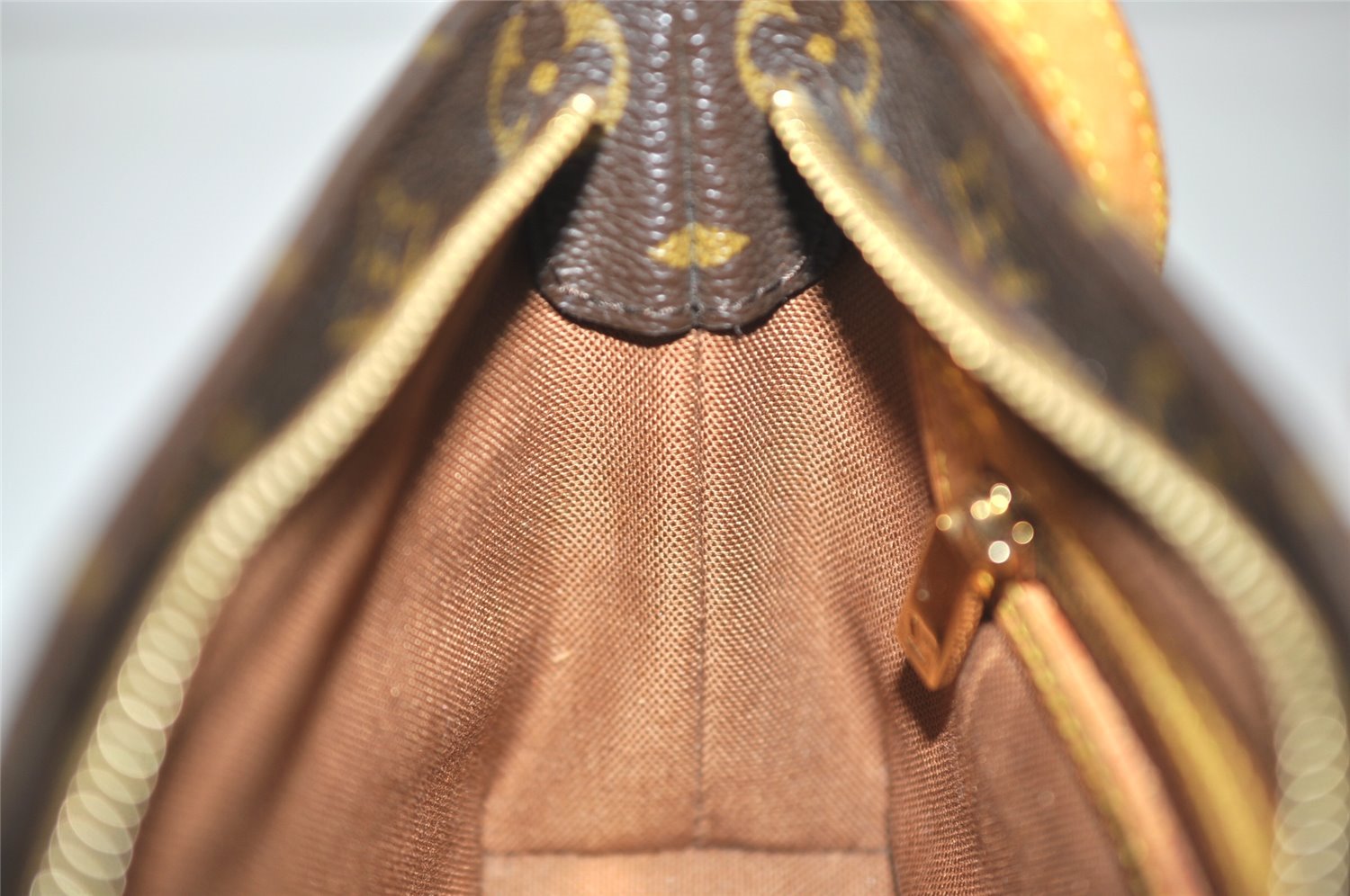 Authentic Louis Vuitton Monogram Trotteur Shoulder Cross Bag M51240 LV 1323I