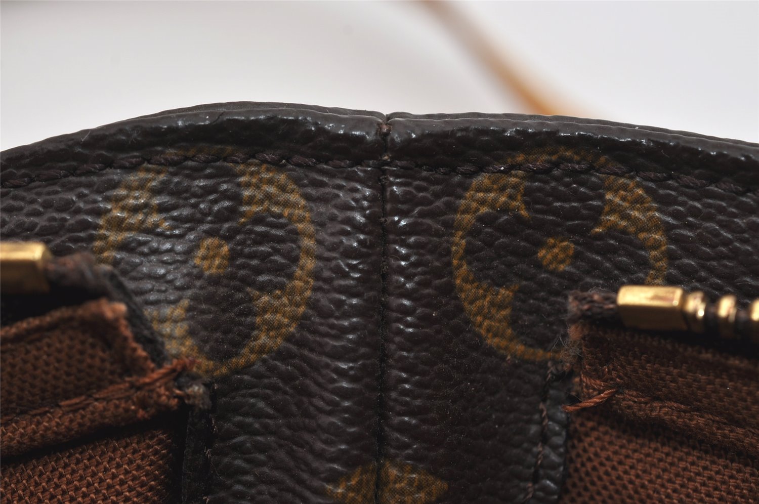 Authentic Louis Vuitton Monogram Trotteur Shoulder Cross Bag M51240 LV 1323I