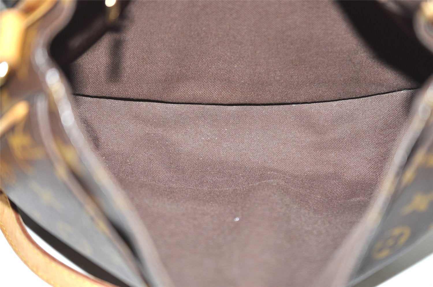 Authentic Louis Vuitton Monogram Menilmontant PM M40474 Shoulder Cross Bag 1324I