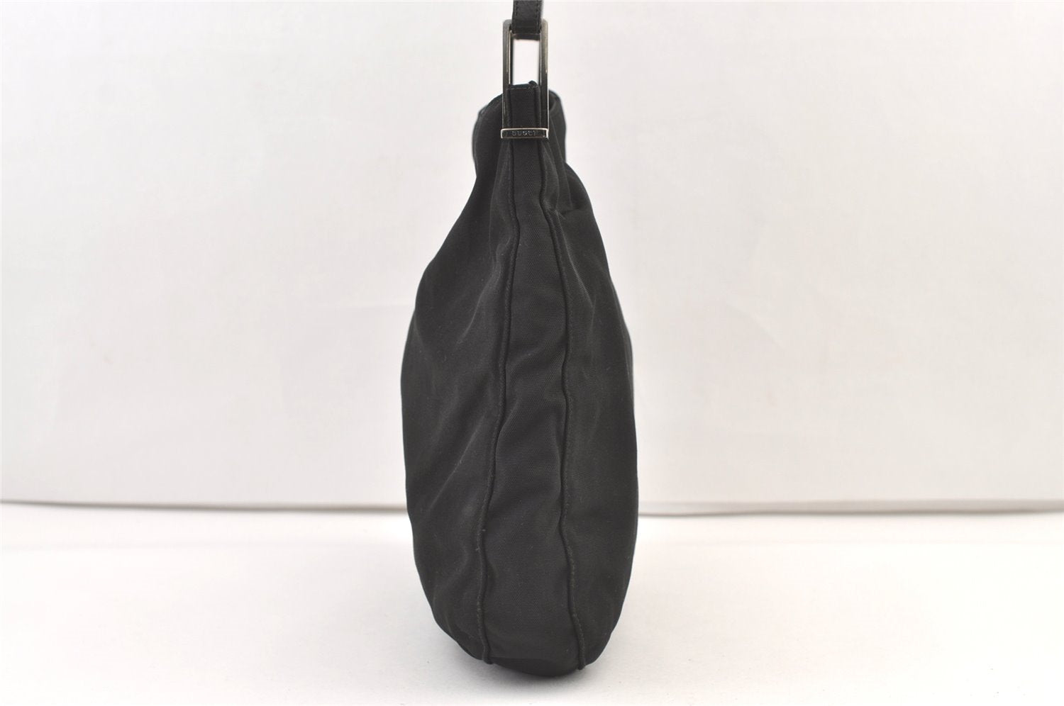 Authentic GUCCI Vintage Shoulder Bag Nylon Leather 0013166 Black 1329K