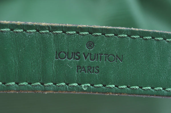 Authentic Louis Vuitton Epi Petit Noe Shoulder Drawstring Bag M44104 Green 1330I