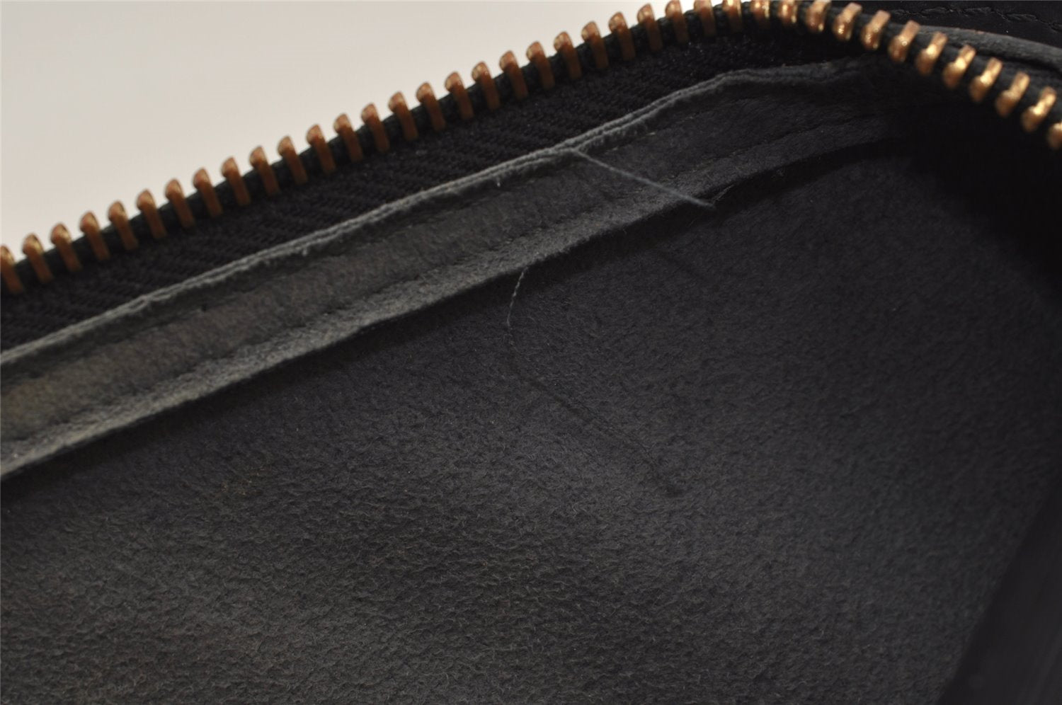 Authentic Louis Vuitton Epi Soufflot Black Hand Bag M52222 LV 1331J