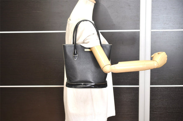 Authentic BURBERRY Vintage Leather Enamel Shoulder Hand Bag Purse Black 1339K