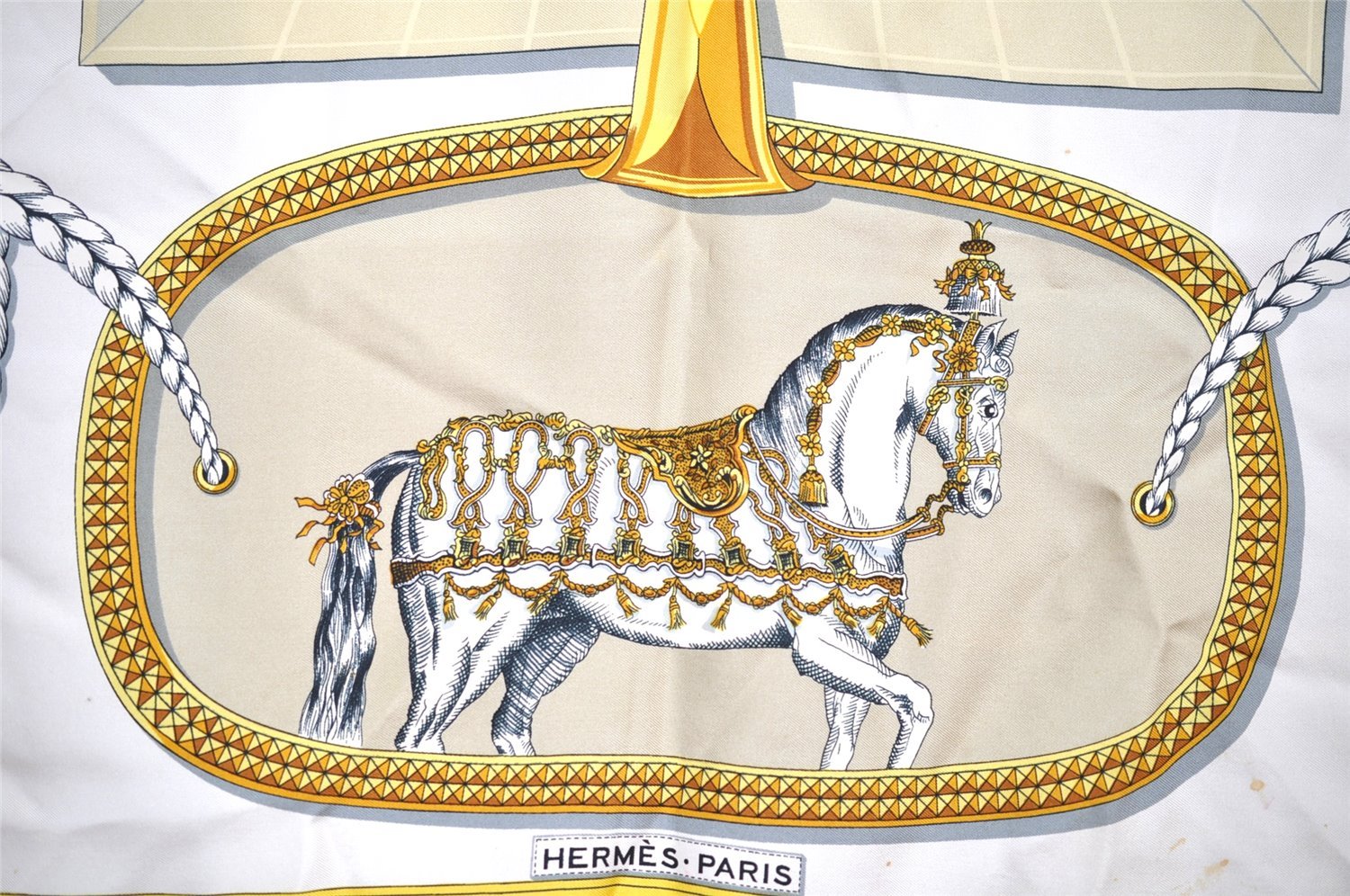 Authentic HERMES Carre 90 Scarf 