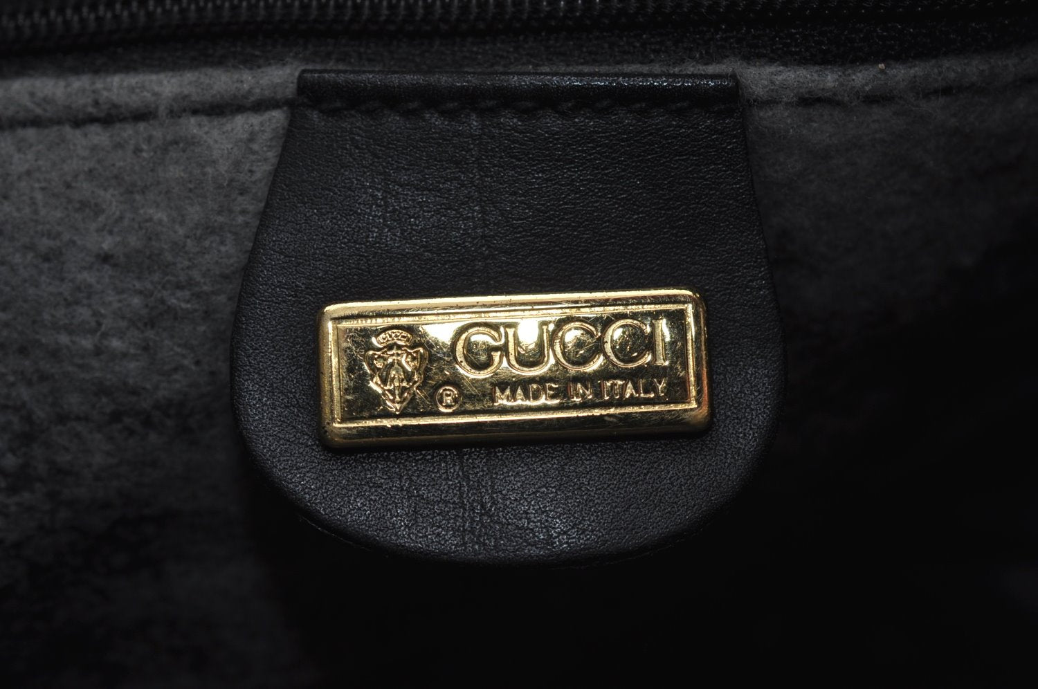 Authentic GUCCI Micro GG PVC Leather Shoulder Cross Body Bag Purse Black 1350H