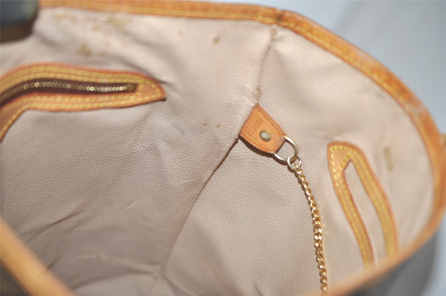 Authentic Louis Vuitton Monogram Bucket GM Shoulder Tote Bag M42236 Junk 1350K