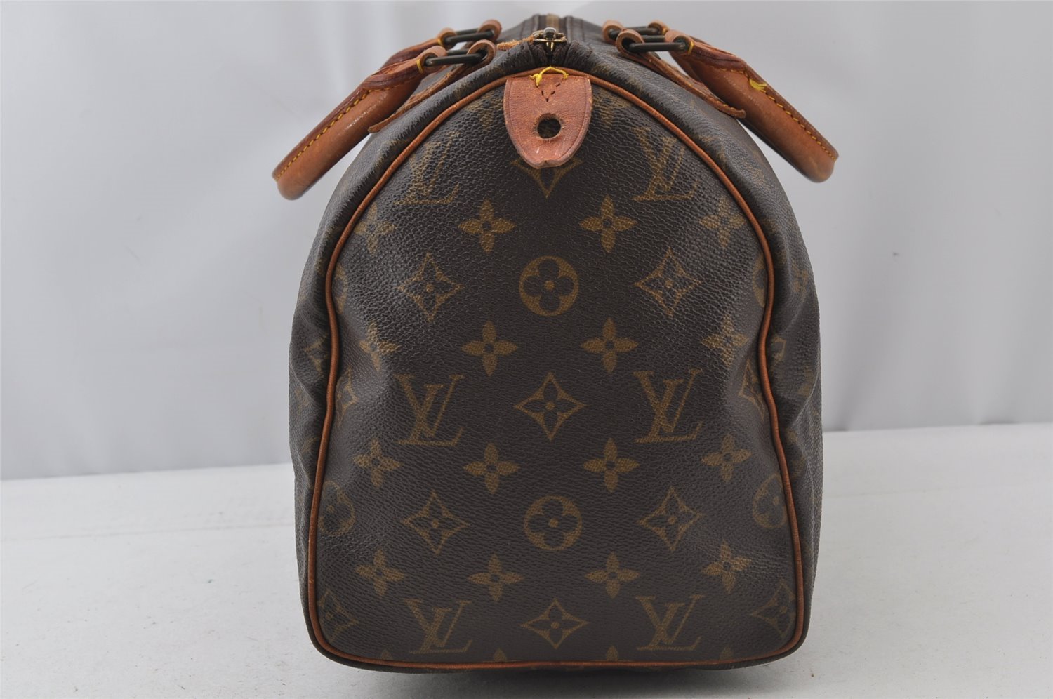 Authentic Louis Vuitton Monogram Speedy 30 Hand Boston Bag M41526 LV 1354J