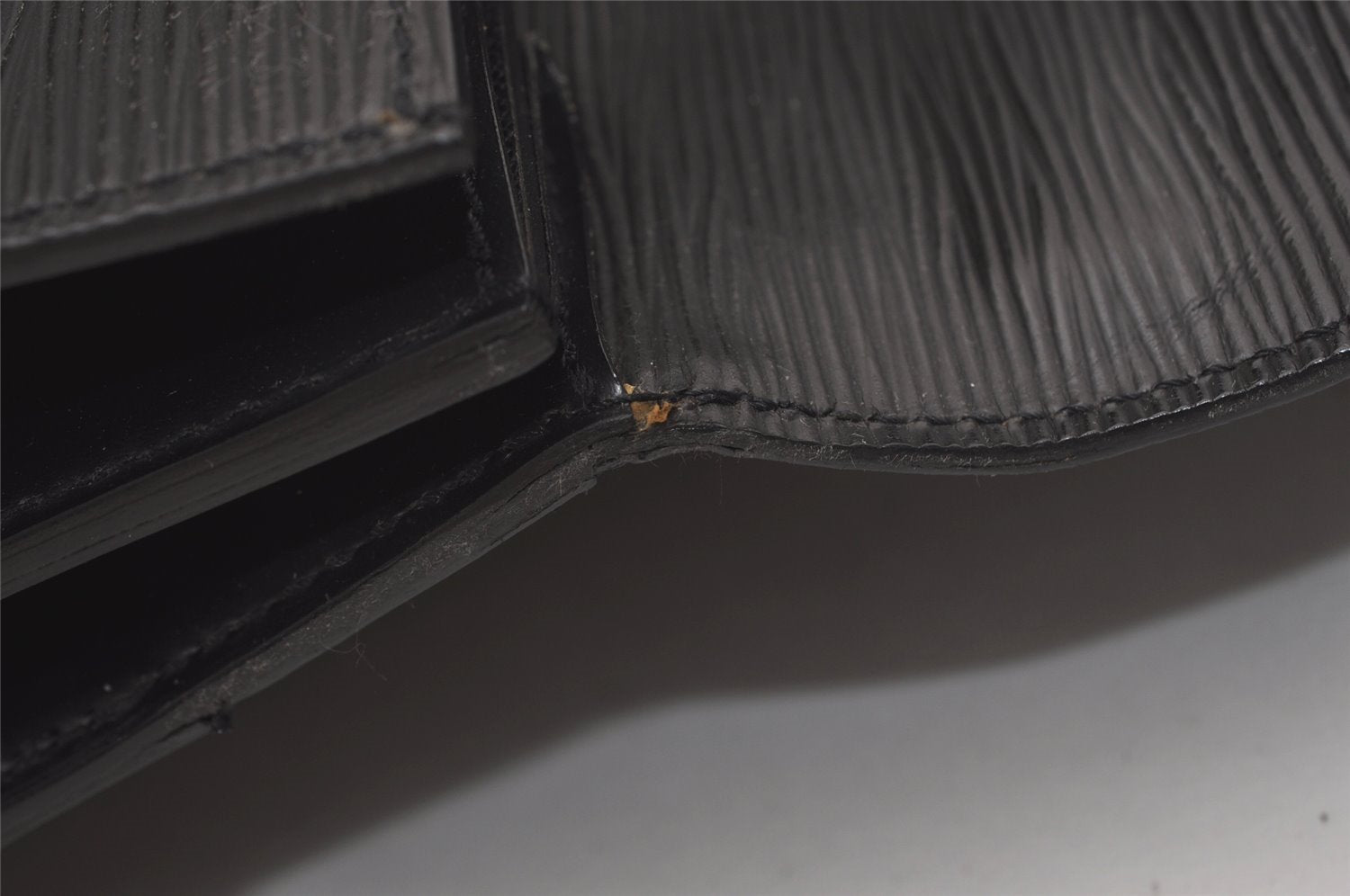 Authentic Louis Vuitton Epi Serviette Conseiller Briefcase Black M54422 LV 1356J