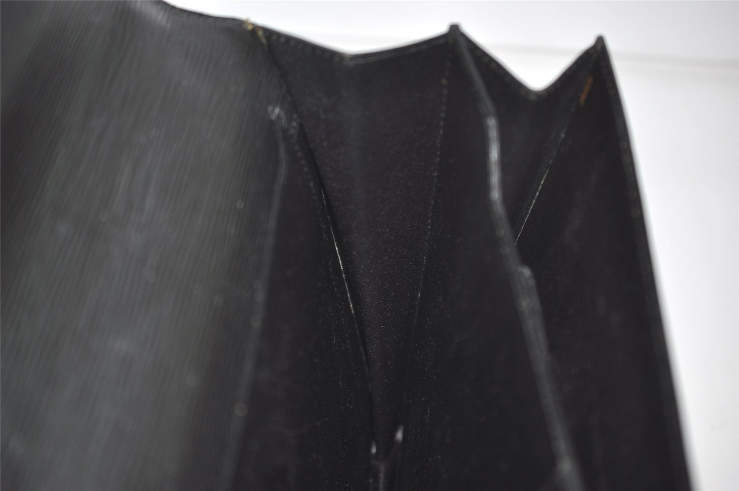 Authentic Louis Vuitton Epi Serviette Conseiller Briefcase Black M54422 LV 1356J