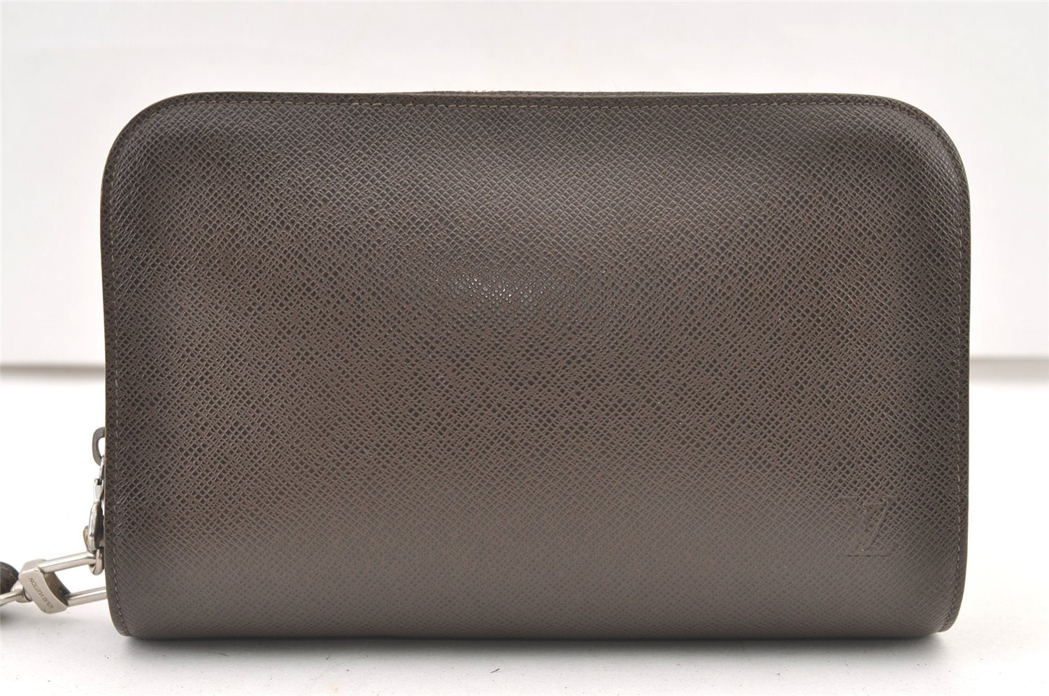 Authentic Louis Vuitton Taiga Baikal Clutch Bag Brown M30188 LV 1357K