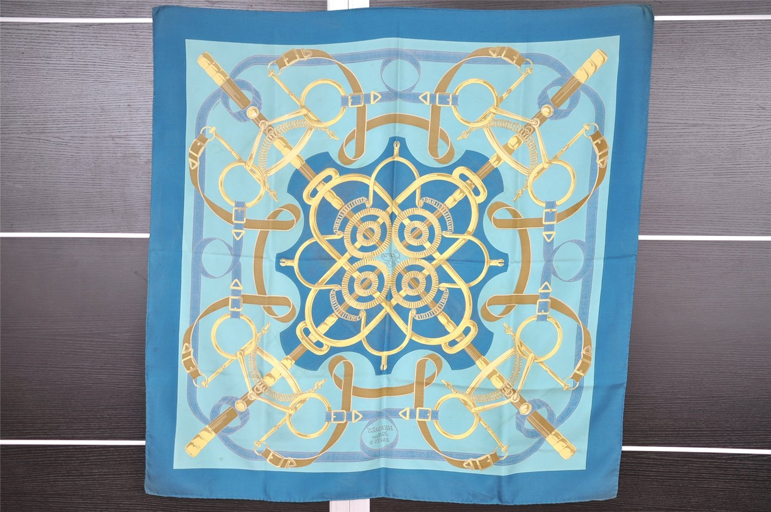 Authentic HERMES Carre 90 Scarf 