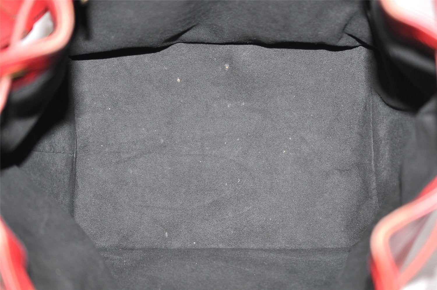 Authentic Louis Vuitton Epi Petit Noe Shoulder Drawstring Bag M44107 Red 1366I