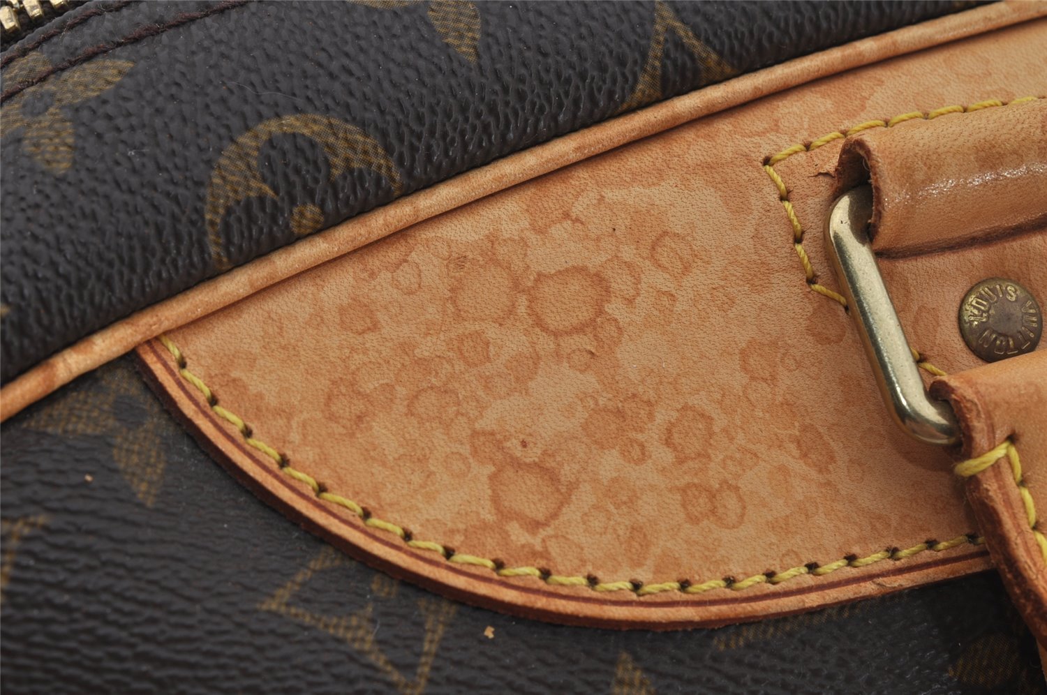 Authentic Louis Vuitton Monogram Evasion PM Boston Travel Bag M41443 LV 1367J