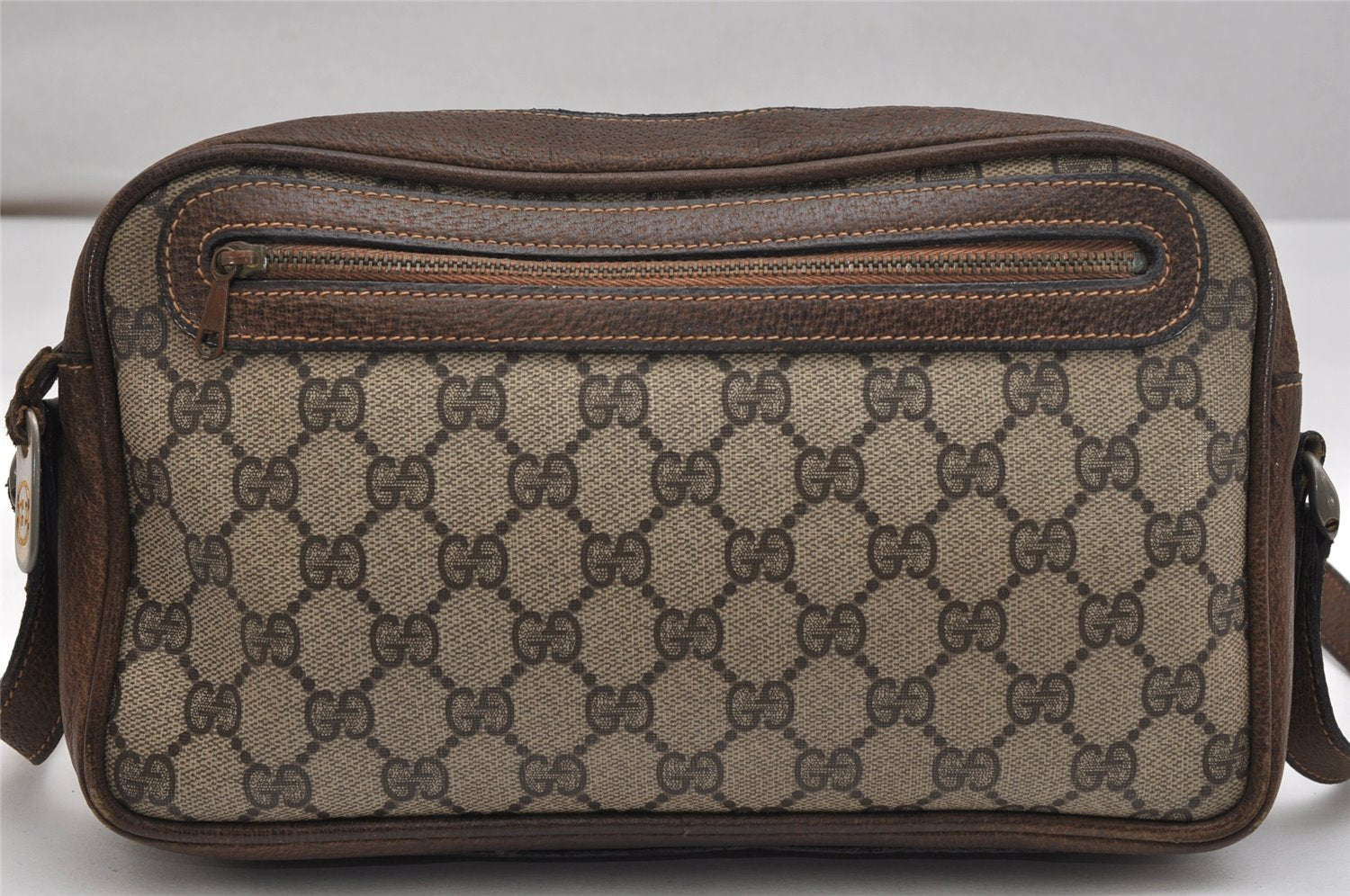 Authentic GUCCI Vintage Shoulder Cross Body Bag Purse GG PVC Leather Brown 1367K