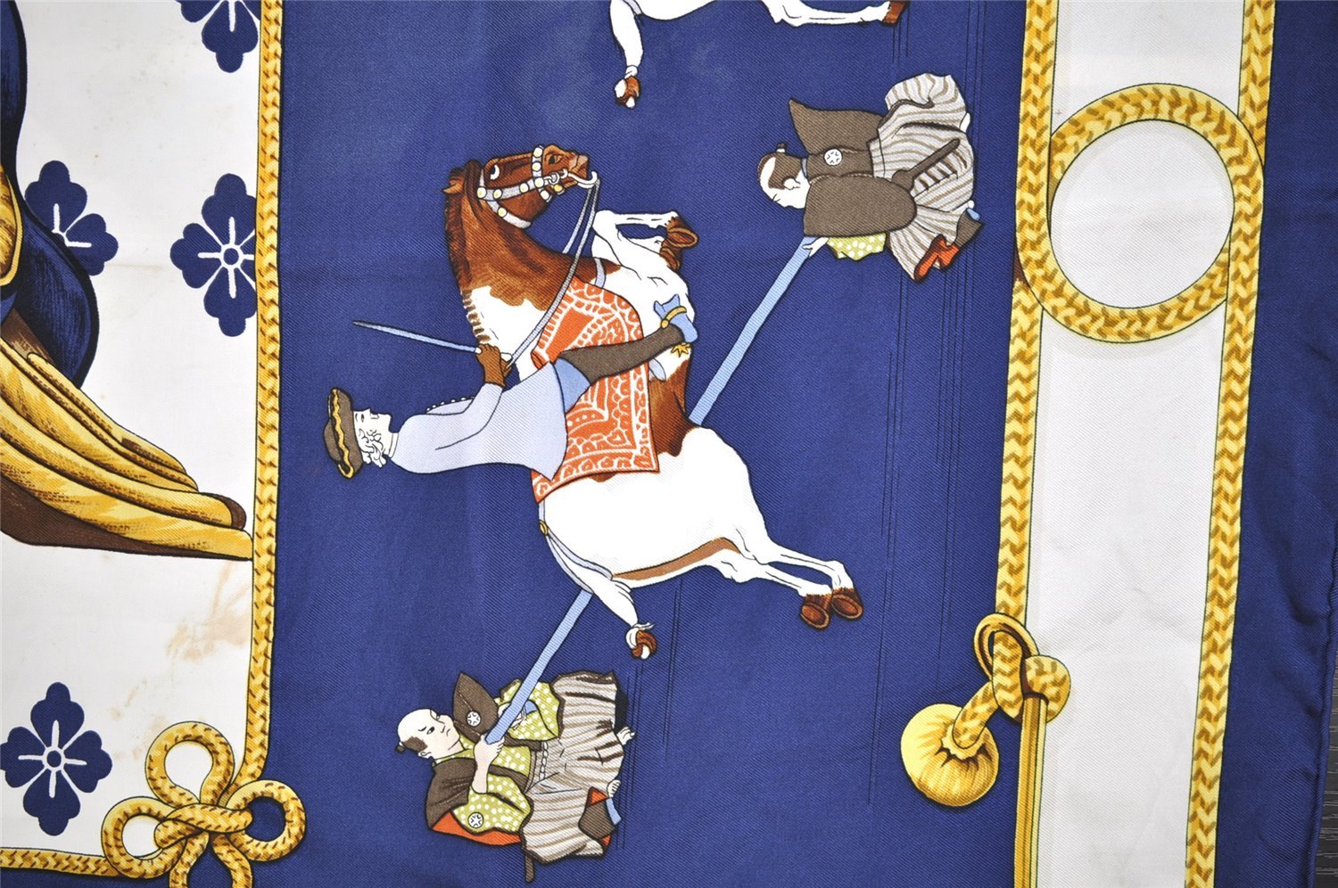 Authentic HERMES Carre 90 Scarf 