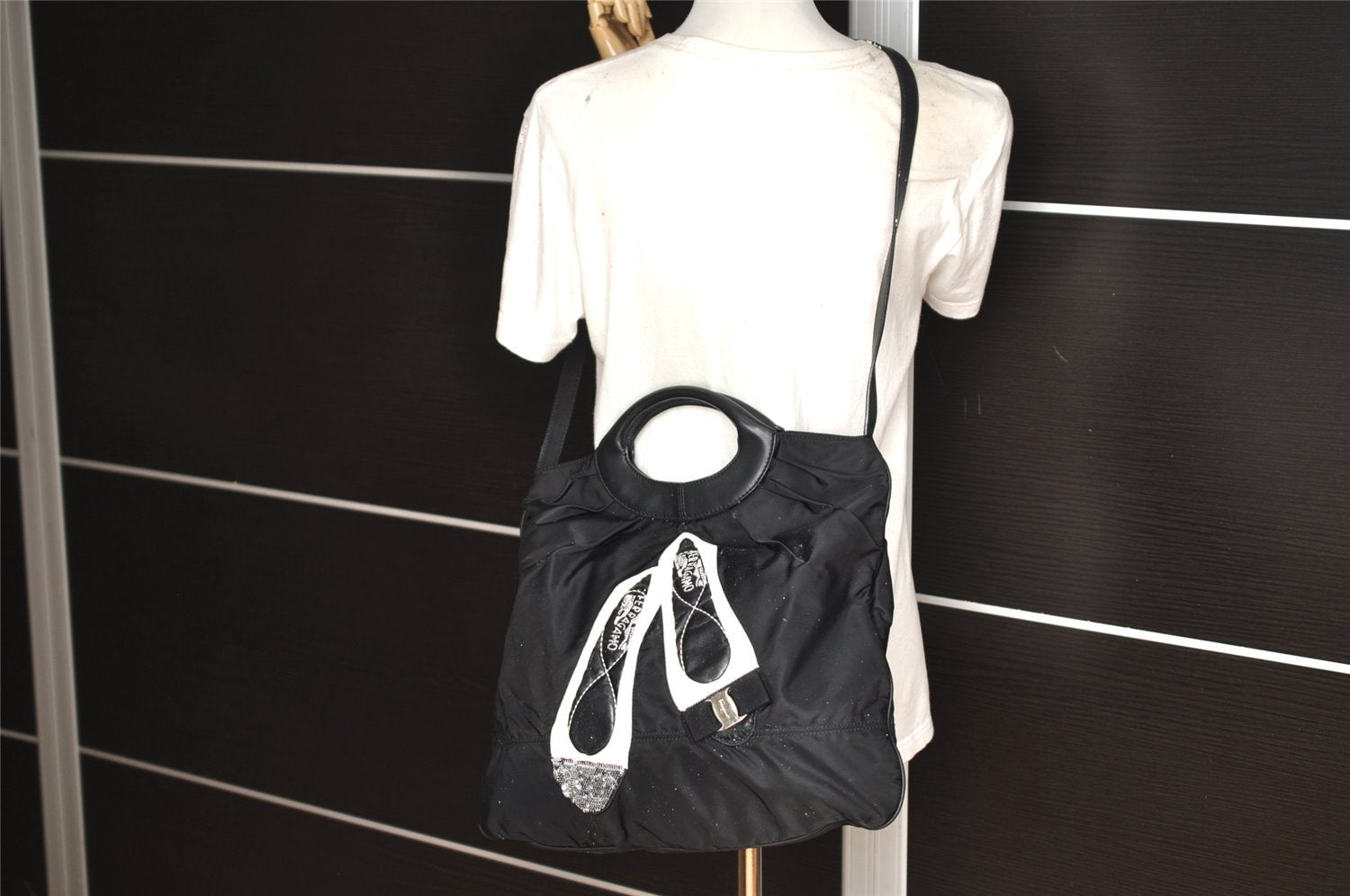 Authentic Salvatore Ferragamo Vara Nylon Leather 2Way Hand Bag Black 1379K