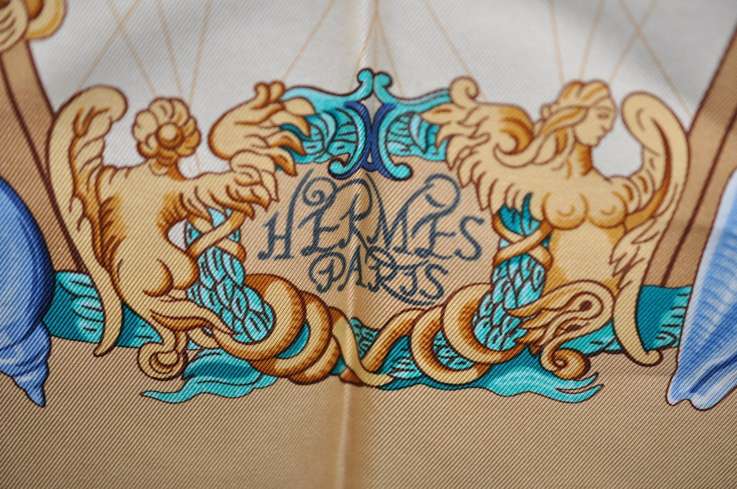 Authentic HERMES Carre 90 Scarf 