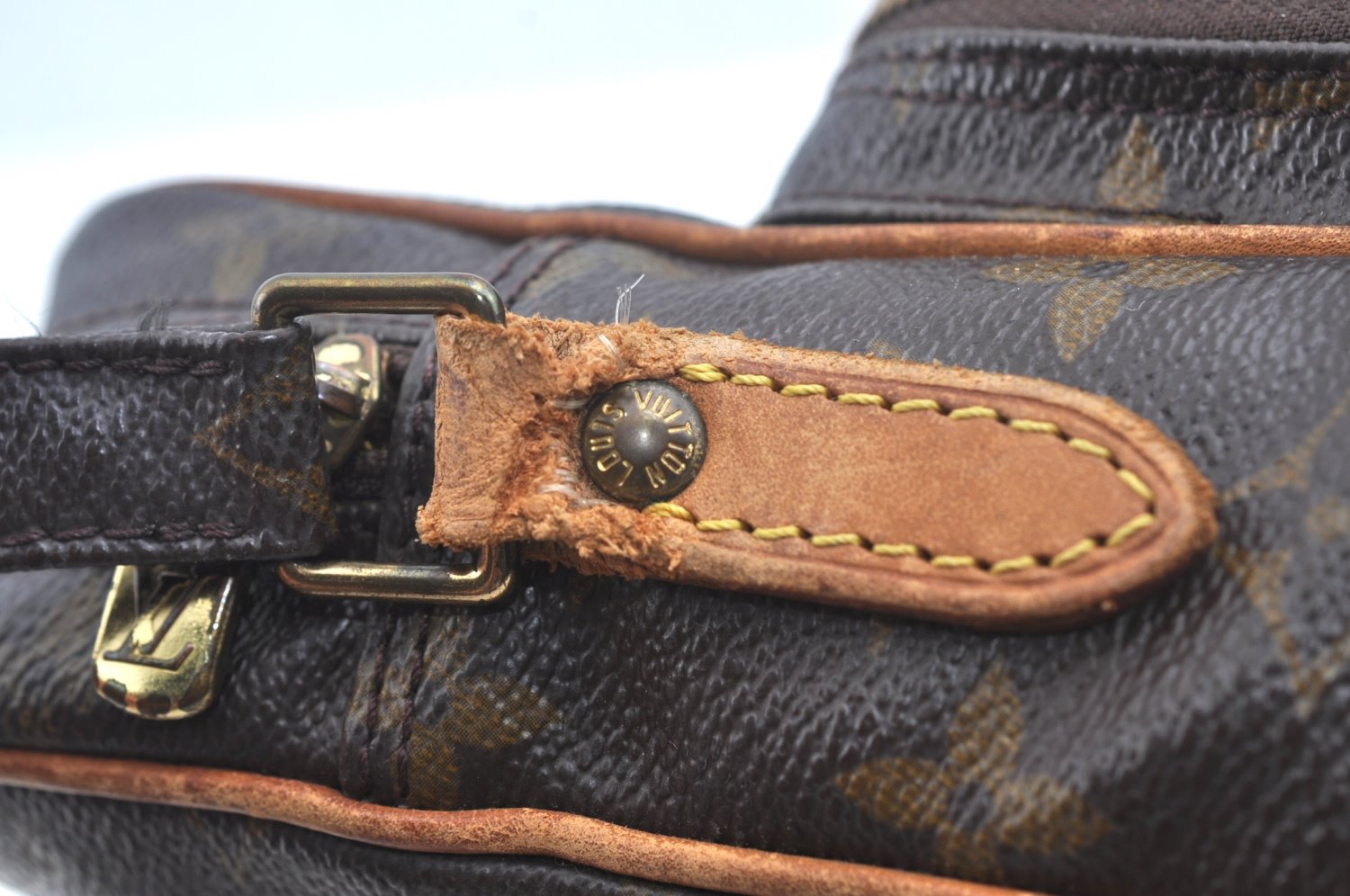 Authentic Louis Vuitton Monogram Amazone Shoulder Cross Body Bag M45236 LV 1389J