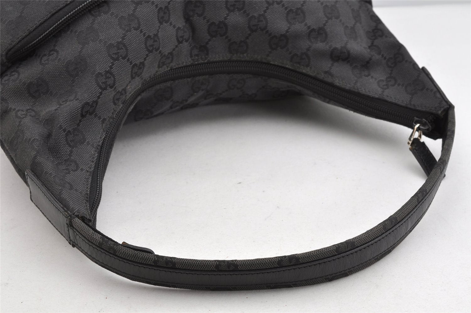 Authentic GUCCI Shoulder Hand Bag Purse GG Canvas Leather 0013380 Black 1389K