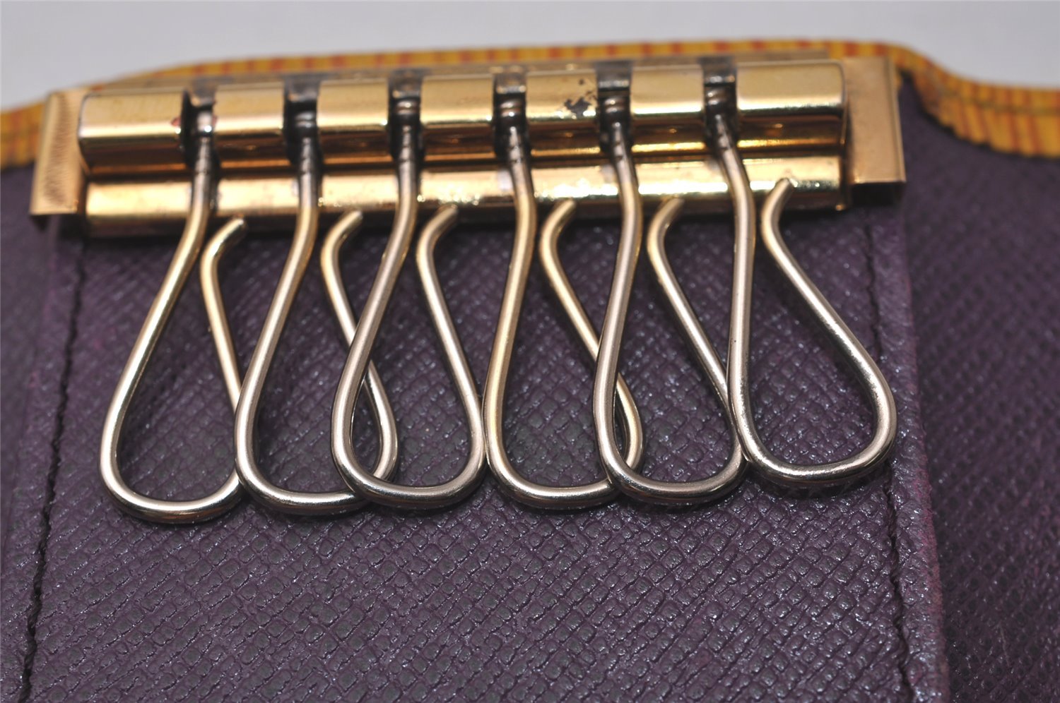 Authentic Louis Vuitton Epi Multicles 6 Key Case Yellow M63819 LV 1391I