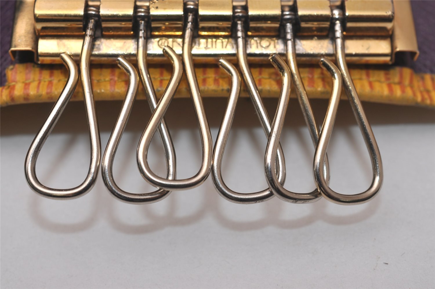 Authentic Louis Vuitton Epi Multicles 6 Key Case Yellow M63819 LV 1391I