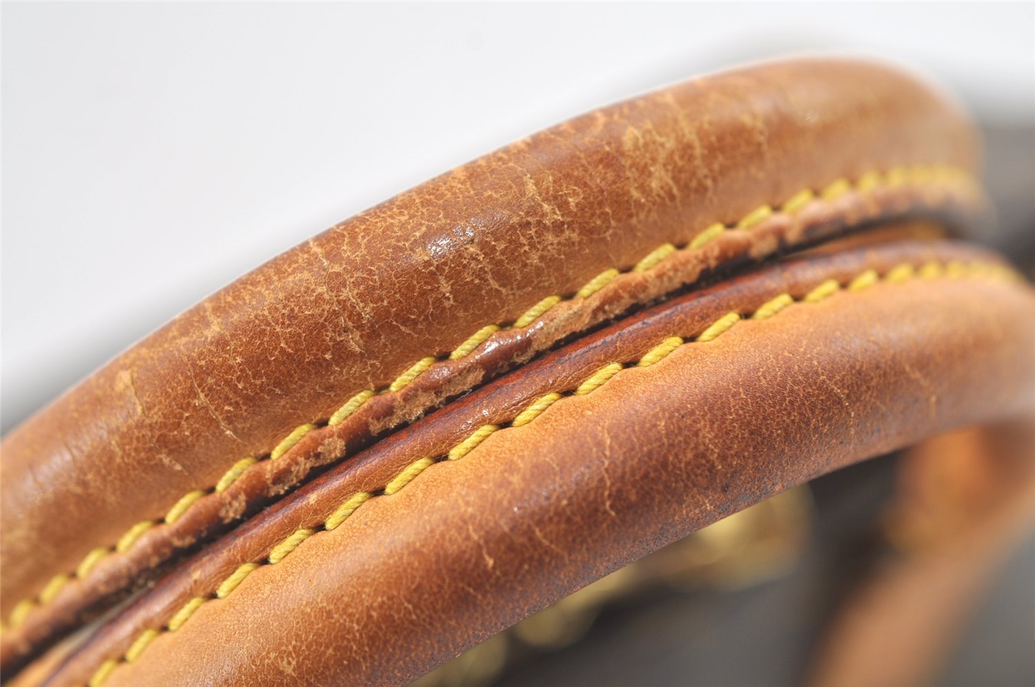 Authentic Louis Vuitton Monogram Alma Hand Bag Purse M51130 LV 1393K