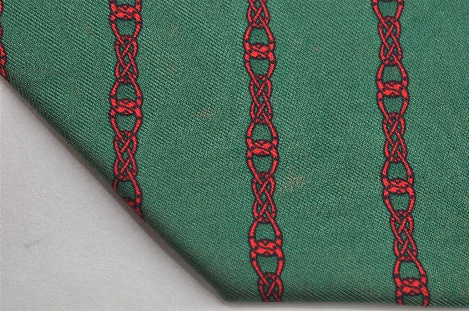 Authentic HERMES Vintage Tie Necktie Chain Pattern Silk 7129FA Green 1395I