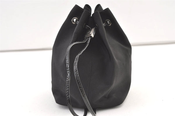 Authentic GUCCI Drawstring Hand Bag Purse Nylon Enamel Black 1401K