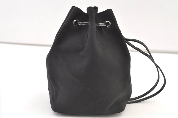 Authentic GUCCI Drawstring Hand Bag Purse Nylon Enamel Black 1401K